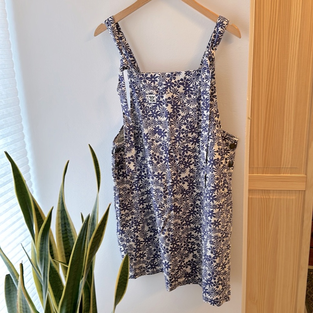 Lucy & Yak Blue and White Floral Mini Dress